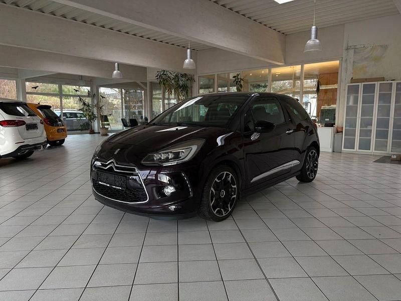 Gebraucht 2016 Citroën DS3 Sport Chic Limousine | 7.999 € (Fairer Preis) - Bild 1/4