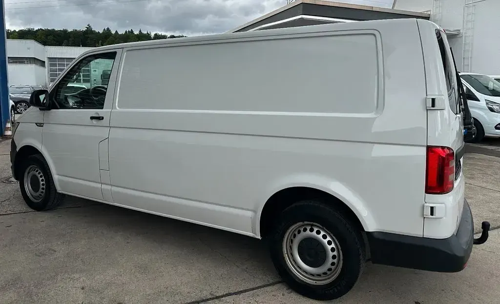 Second-hand VW Transporter 150 CP (110 kW) 2019 Alb Van