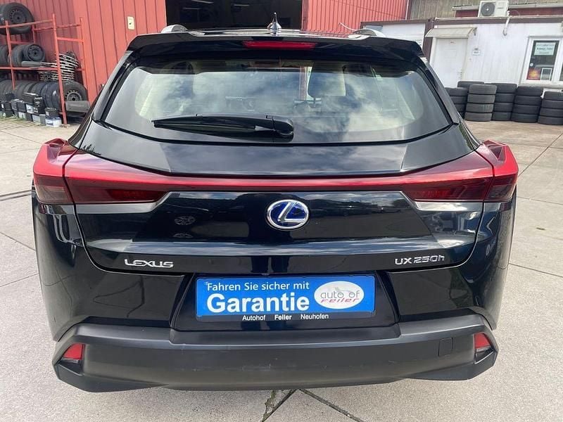 Gebraucht Lexus UX 250h 152 PS (111 kW) 2020 Schwarz SUV