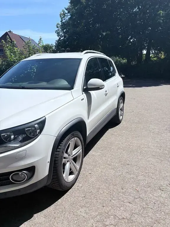 Gebraucht VW Tiguan Life 177 PS (130 kW) 2013 Grau SUV