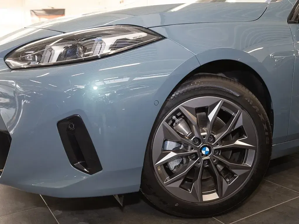 Gebraucht BMW 120 Sport Line 156 PS (114 kW) 2025 Grün Kleinwagen