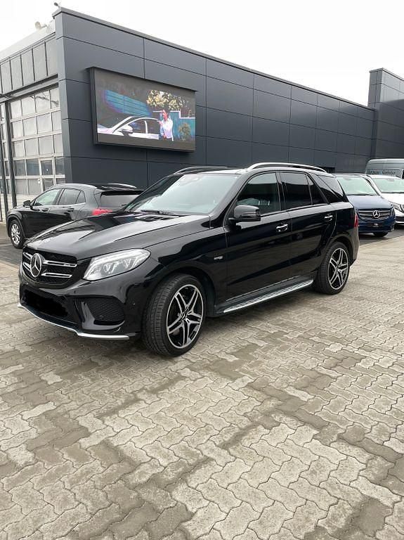 Schwarz Gebraucht 2017 Mercedes GLE43 AMG AMG SUV | 34.900 € (Superpreis) - Bild 1/4