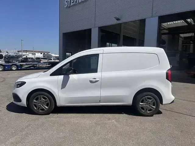 Gebraucht Mercedes Citan 112 116 PS (85 kW) 2025 Weiß Van / Kleinbus