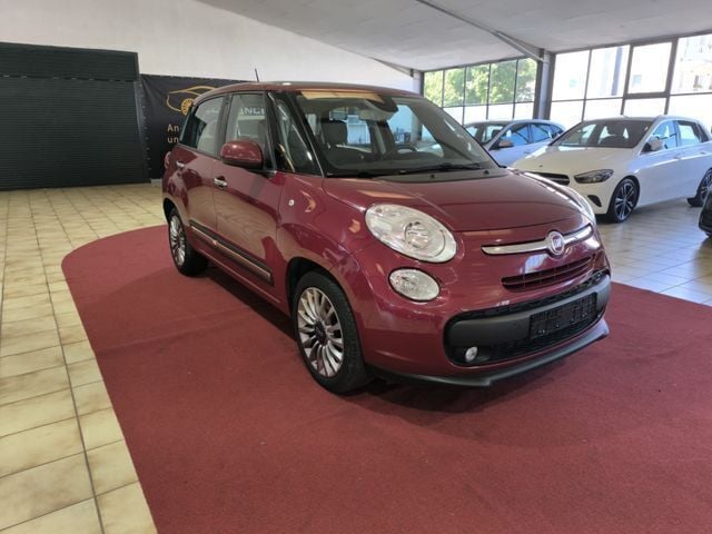 Rot Gebraucht 2015 Fiat 500L Lounge Van / Kleinbus | 4.800 € (Guter Preis) - Bild 1/4