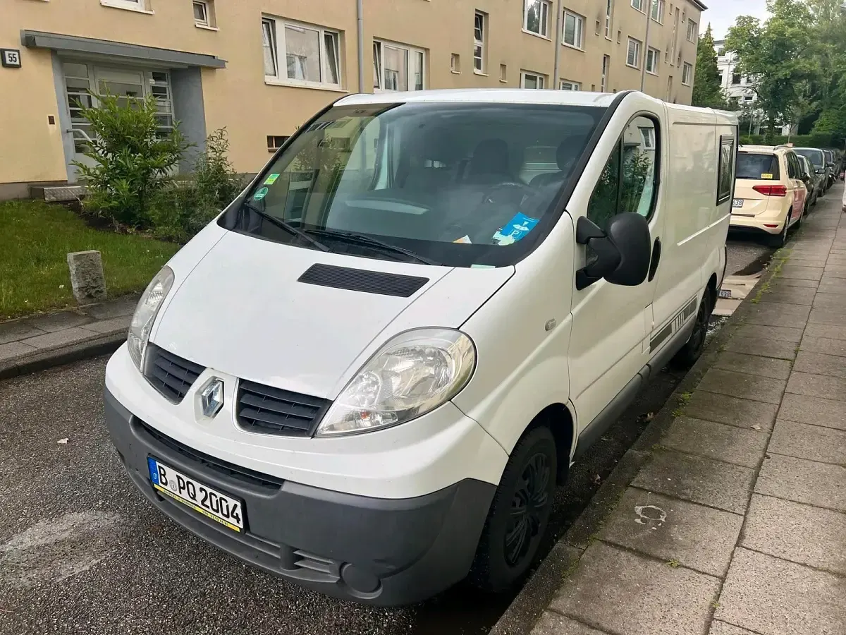 Gebraucht Renault Traffic 2015 Weiß Van / Kleinbus