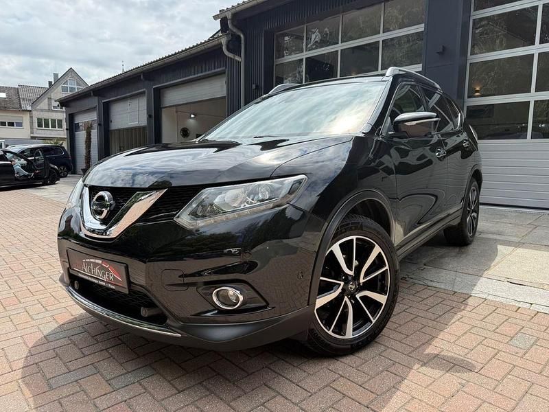 Schwarz Gebraucht 2018 Nissan X-Trail Tekna SUV | 13.490 € (Fairer Preis) - Bild 1/4