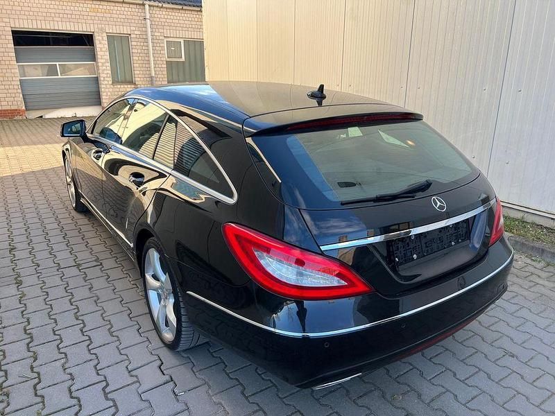 Gebraucht Mercedes CLS250 204 PS (150 kW) 2014 Schwarz Limousine