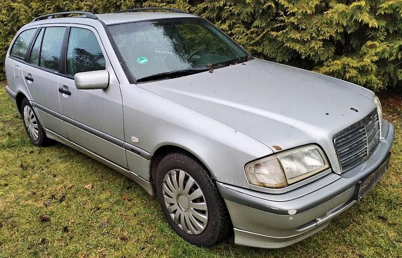 Silber Gebraucht 2000 Mercedes C200 Kombi | 1.290 € (Guter Preis) - Bild 1/4