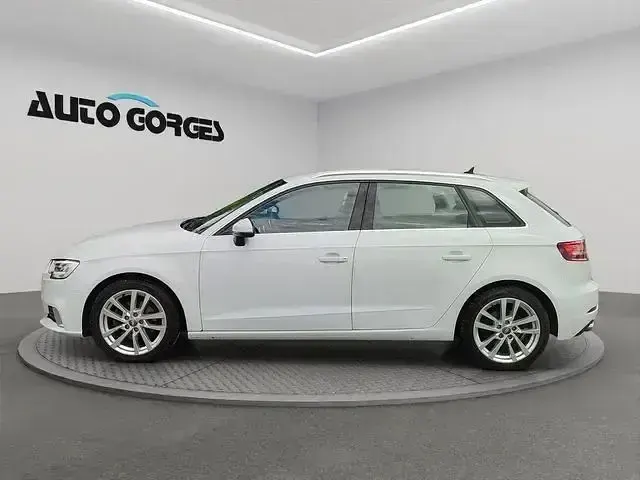 Gebraucht Audi A3 Sport 150 PS (110 kW) 2020 Weiß Limousine