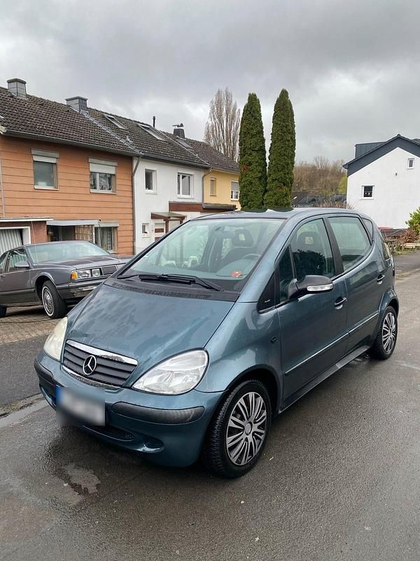 Second-hand Mercedes A140 2004 Berlinǎ