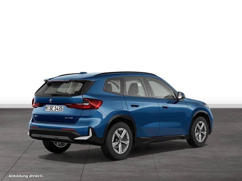 Phytonicblau metallic Gebraucht 2025 BMW X1 Shadowline SUV | 39.494 € (Superpreis) - Bild 1/1