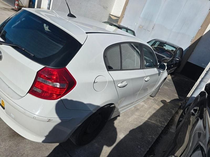Second-hand BMW 116 122 CP (89 kW) 2011 Alb Hatchback