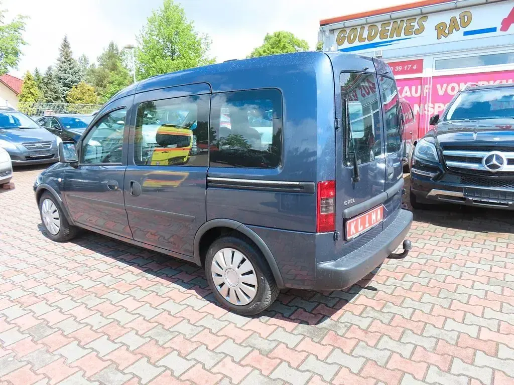 Gebraucht Opel Combo 75 PS (55 kW) 2006 Blau Van / Kleinbus