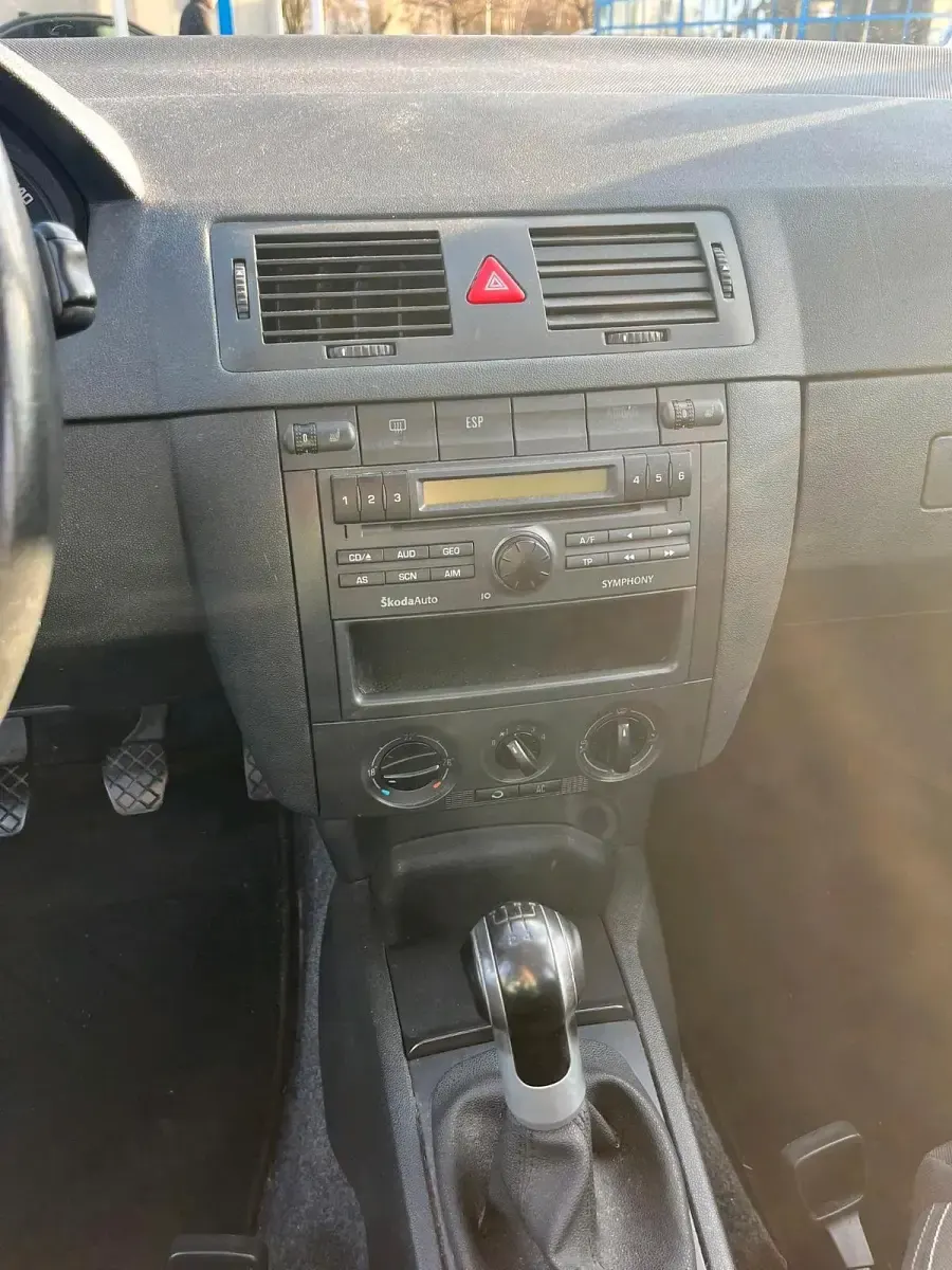 Gebraucht Skoda Fabia 75 PS (55 kW) 2006 Silber Kleinwagen