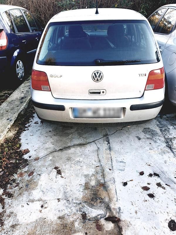 Gebraucht VW Golf IV 101 PS (74 kW) 2002 Andere farben Kleinwagen