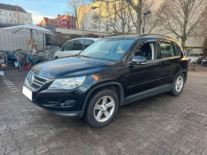 Schwarz Gebraucht 2008 VW Tiguan Track & Field SUV | 4.800 € (Superpreis) - Bild 1/4