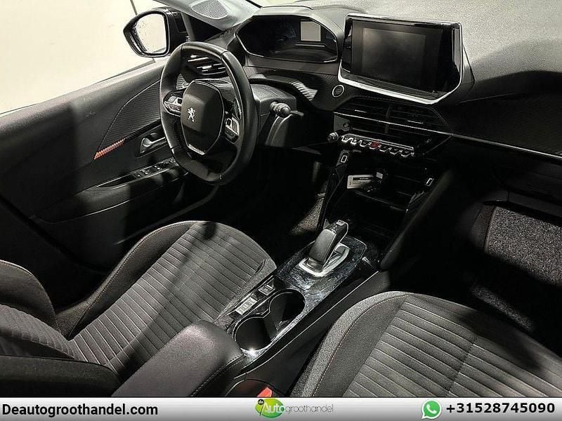 Gebraucht Peugeot e-208 Active 100 kW (136 PS) 2021 Schwarz Kleinwagen