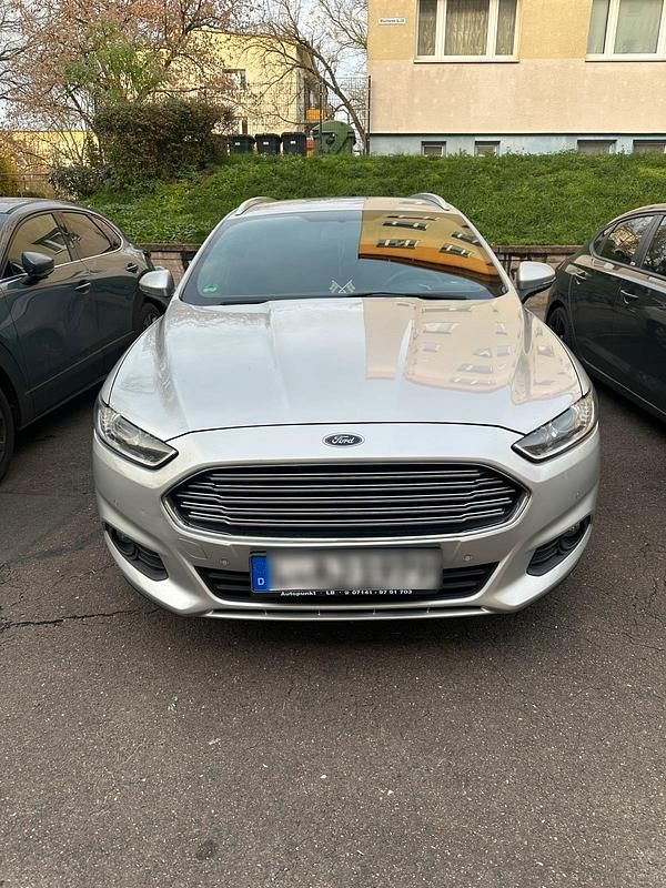 Silber Gebraucht 2015 Ford Mondeo Kombi | 8.800 € (Fairer Preis) - Bild 1/4