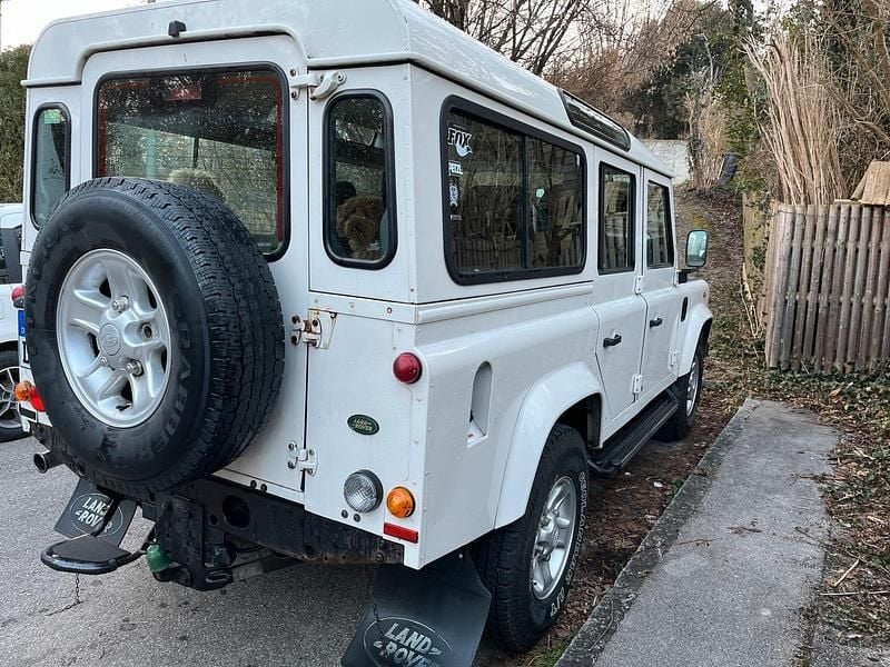 Weiß Gebraucht 2006 Land Rover Defender SUV | 22.500 € - Bild 1/4