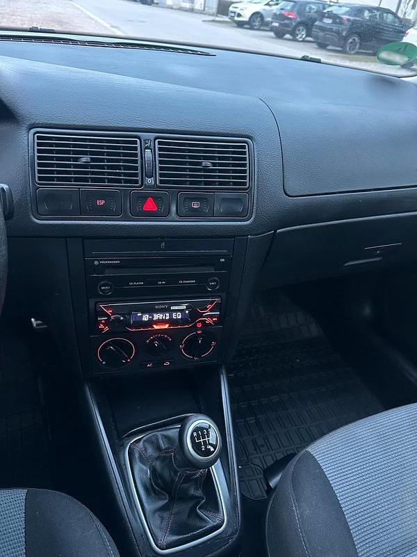 Gebraucht VW Golf IV 75 PS (55 kW) 2003 Silber Kombi