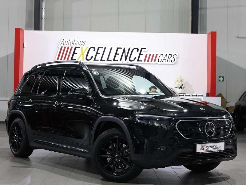 Gebraucht Mercedes 300 Advanced Plus 167 kW (228 PS) 2022 Kosmosschwarz SUV