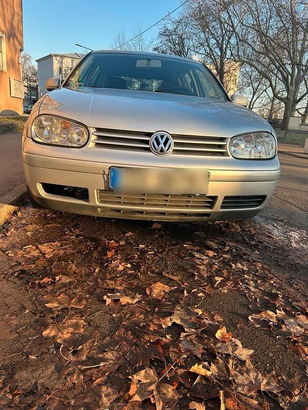 Gebraucht VW Golf IV 102 PS (75 kW) 2001 Grau Kleinwagen