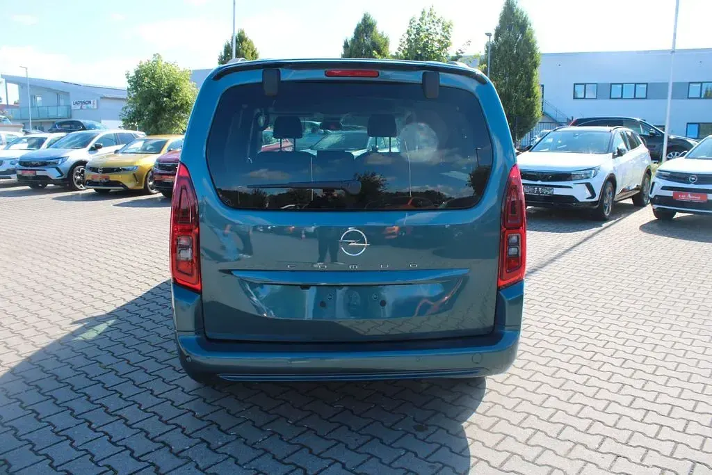 Neu Opel Combo Life XL Edition 131 PS (96 kW) 2026 Blau Van / Kleinbus