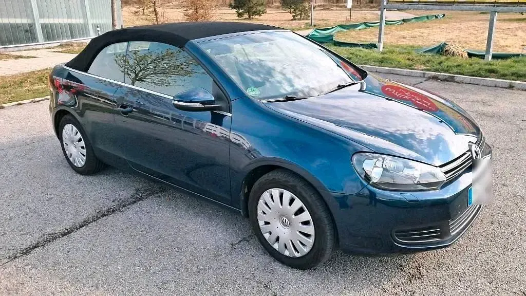 Gebraucht VW Golf Cabriolet 105 PS (77 kW) 2011 Blau Cabrio