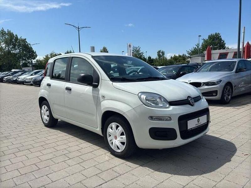 Gebraucht Fiat Panda Easy 69 PS (50 kW) 2018 Weiß Kleinwagen