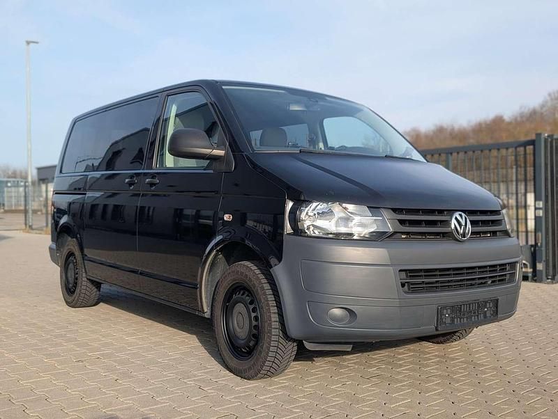Gebraucht VW Transporter 140 PS (102 kW) 2013 Deep black perleffekt Van