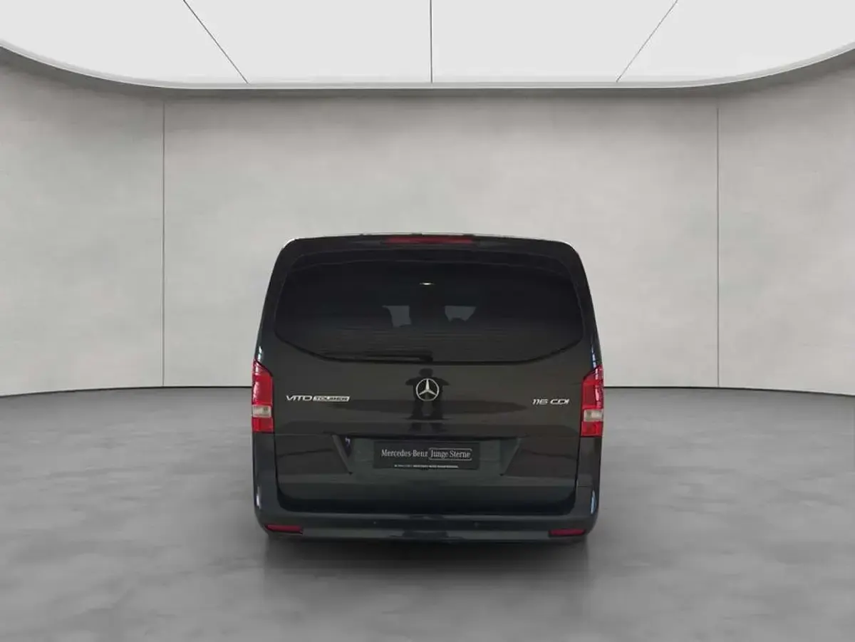 Gebraucht Mercedes Vito Marco Polo 163 PS (119 kW) 2025 Grau Van