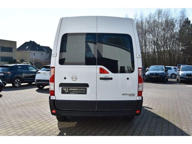 Gebraucht Opel Movano 110 PS (80 kW) 2018 Weiß (casablancaweiß) Van / Kleinbus