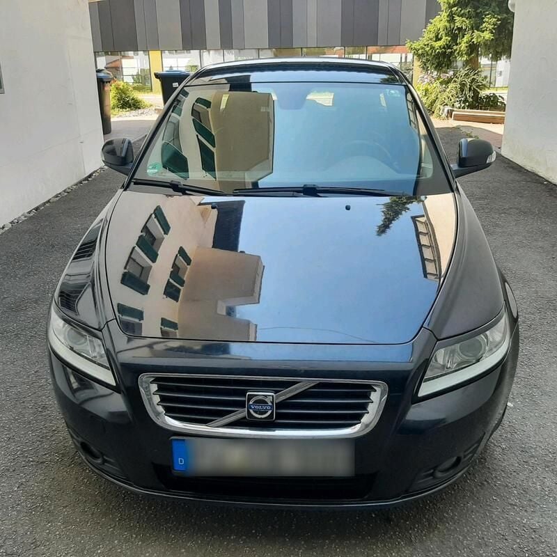 Schwarz Gebraucht 2010 Volvo V50 Kombi | 2.299 € (Superpreis) - Bild 1/4