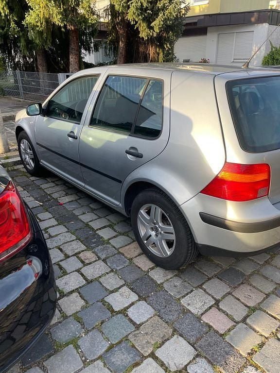 Gebraucht VW Golf IV Basis 75 PS (55 kW) 2002 Silber Kleinwagen