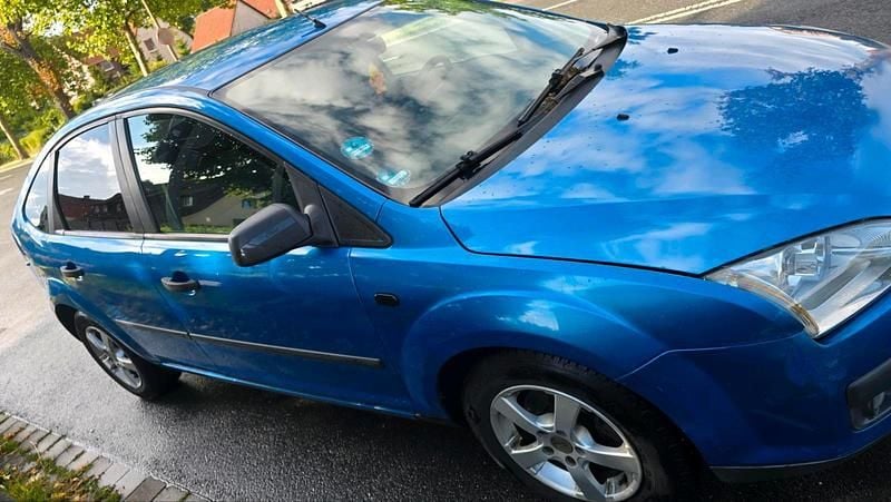 Gebraucht Ford Focus 2005 Blau Limousine