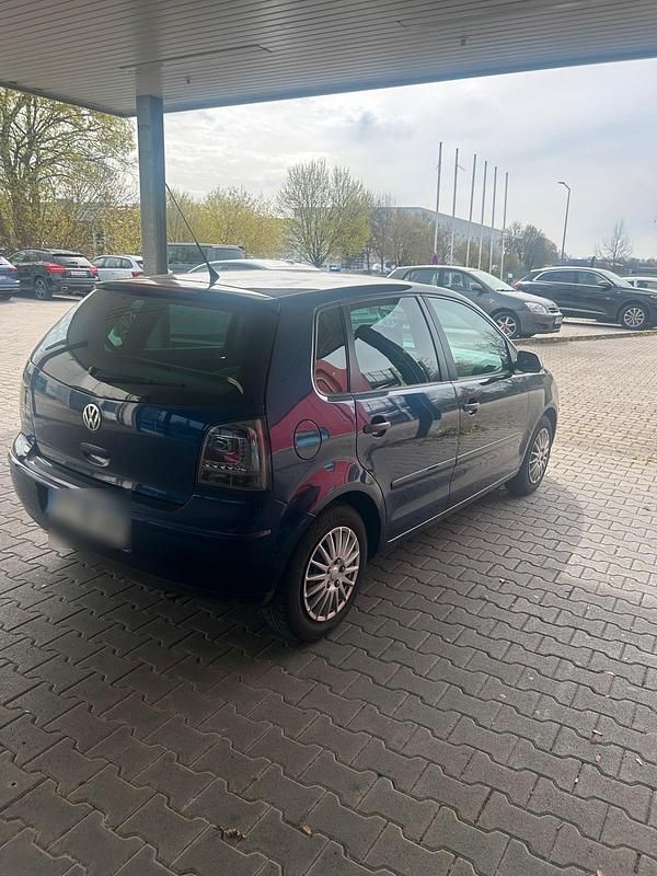 Second-hand VW Polo 2007 Albastru Hatchback