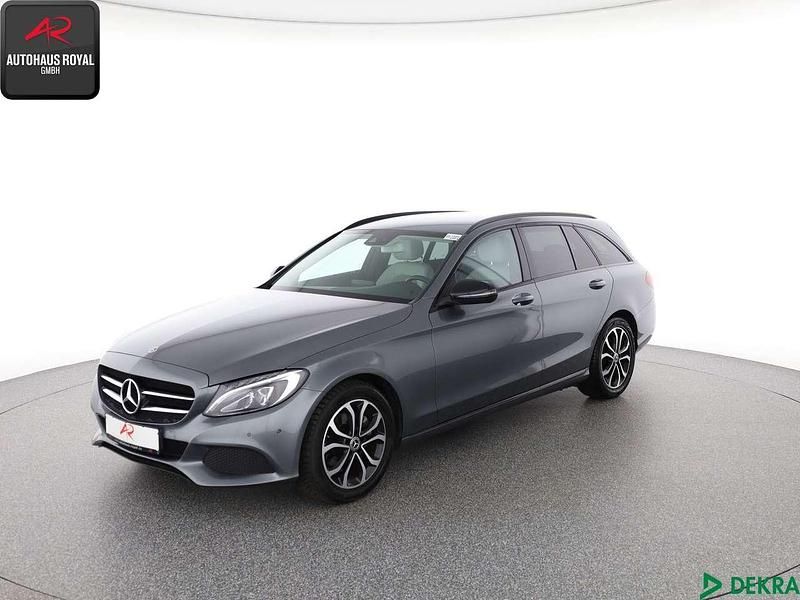 Grau (metallic) Gebraucht 2018 Mercedes C200 Avantgarde Kombi | 22.760 € (Guter Preis) - Bild 1/4