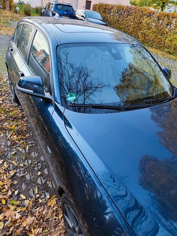 Blau Gebraucht 2012 BMW 116 Kleinwagen | 6.900 € (Etwas zu teuer) - Bild 1/4