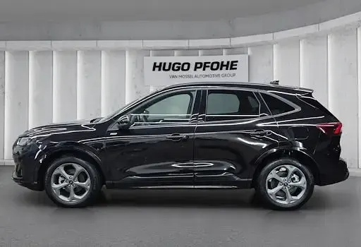 Gebraucht Ford Kuga ST-Line 186 PS (136 kW) 2025 Schwarz SUV