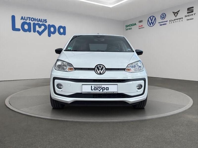 Second-hand VW up! Active 65 CP (47 kW) 2022 Alb Hatchback