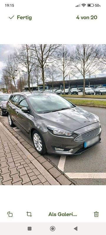Gebraucht Ford Focus Titanium 120 PS (88 kW) 2018 Grau Kombi
