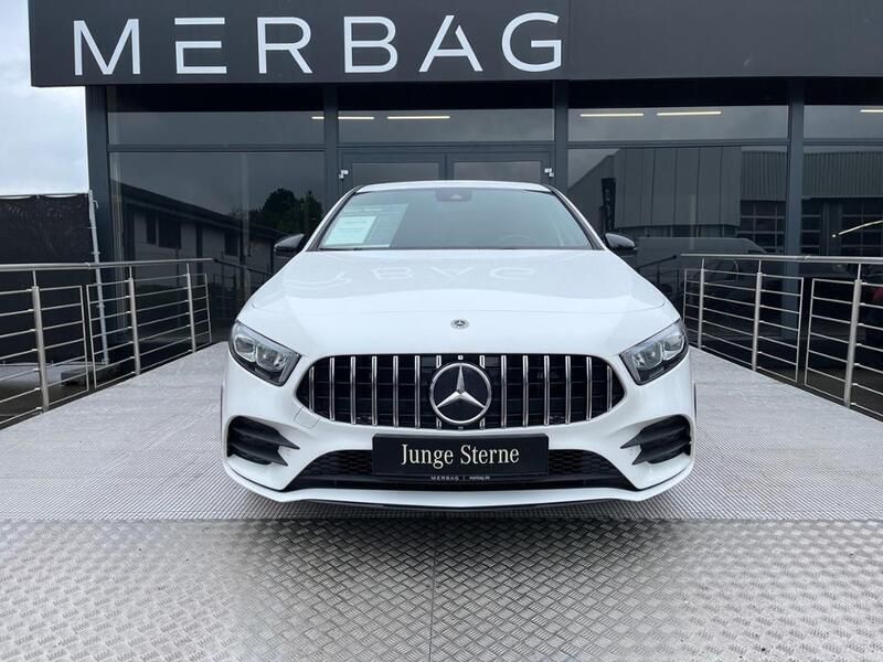 Gebraucht Mercedes A250 AMG line 160 PS (117 kW) 2021 Weiß Limousine