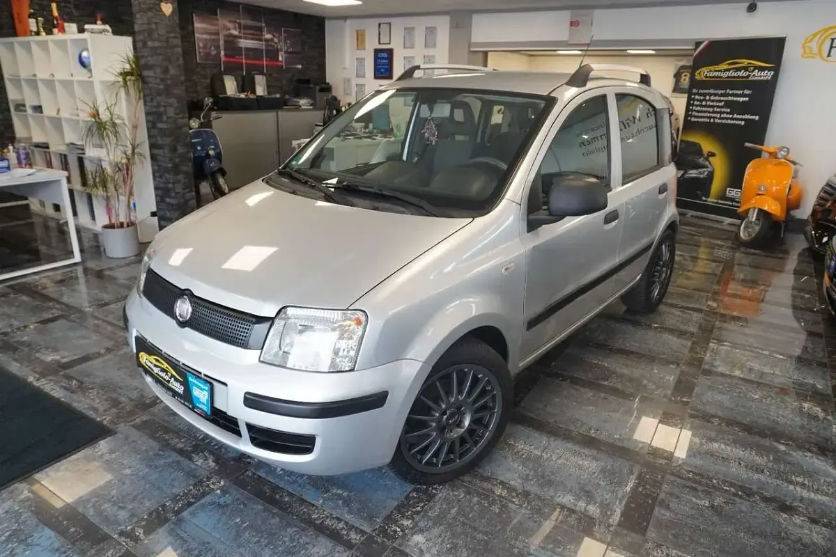 Gebraucht Fiat Panda 69 PS (50 kW) 2012 Silber Kleinwagen