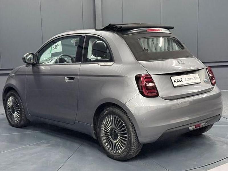 Gebraucht Fiat 500e Icon 86 kW (118 PS) 2022 Grau Cabrio