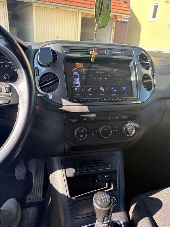 Gebraucht VW Tiguan LOUNGE 110 PS (80 kW) 2015 Weiß SUV