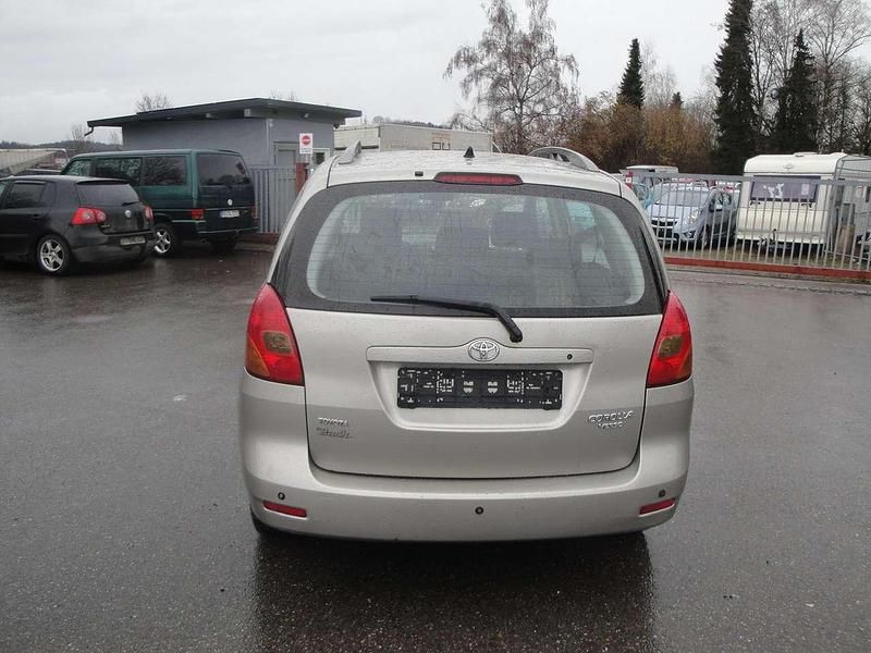 Gebraucht Toyota Corolla 110 PS (80 kW) 2003 Beige Kombi