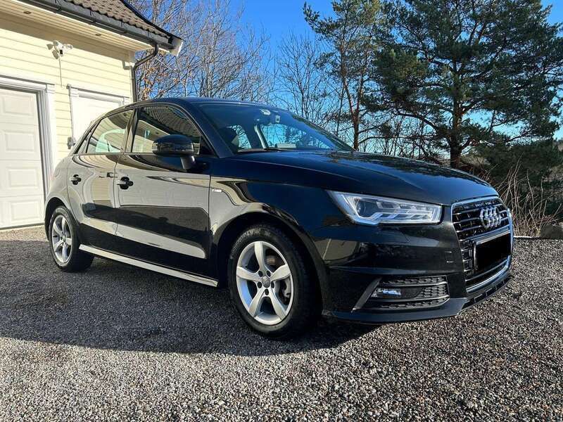 Schwarz Gebraucht 2016 Audi A1 Sportback Kleinwagen | 10.890 € (Fairer Preis) - Bild 1/4