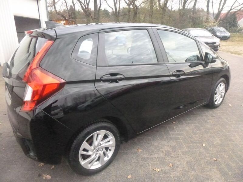 Gebraucht Honda Jazz Comfort 102 PS (75 kW) 2015 Schwarz Kleinwagen
