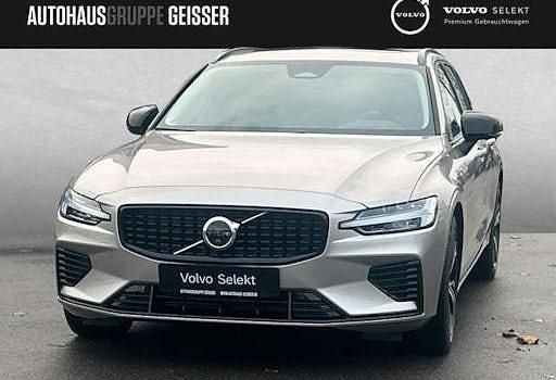 Gebraucht Volvo V60 Plus 350 PS (257 kW) 2025 Braun Kombi