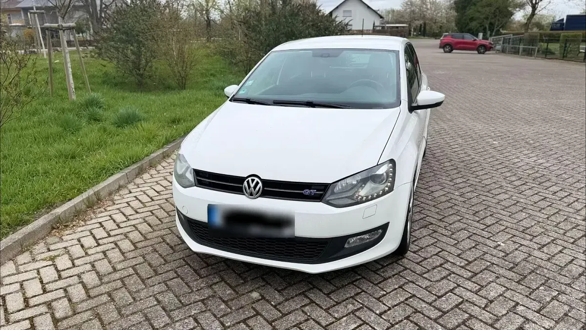 Gebraucht VW Polo Team 86 PS (63 kW) 2011 Weiß Kleinwagen